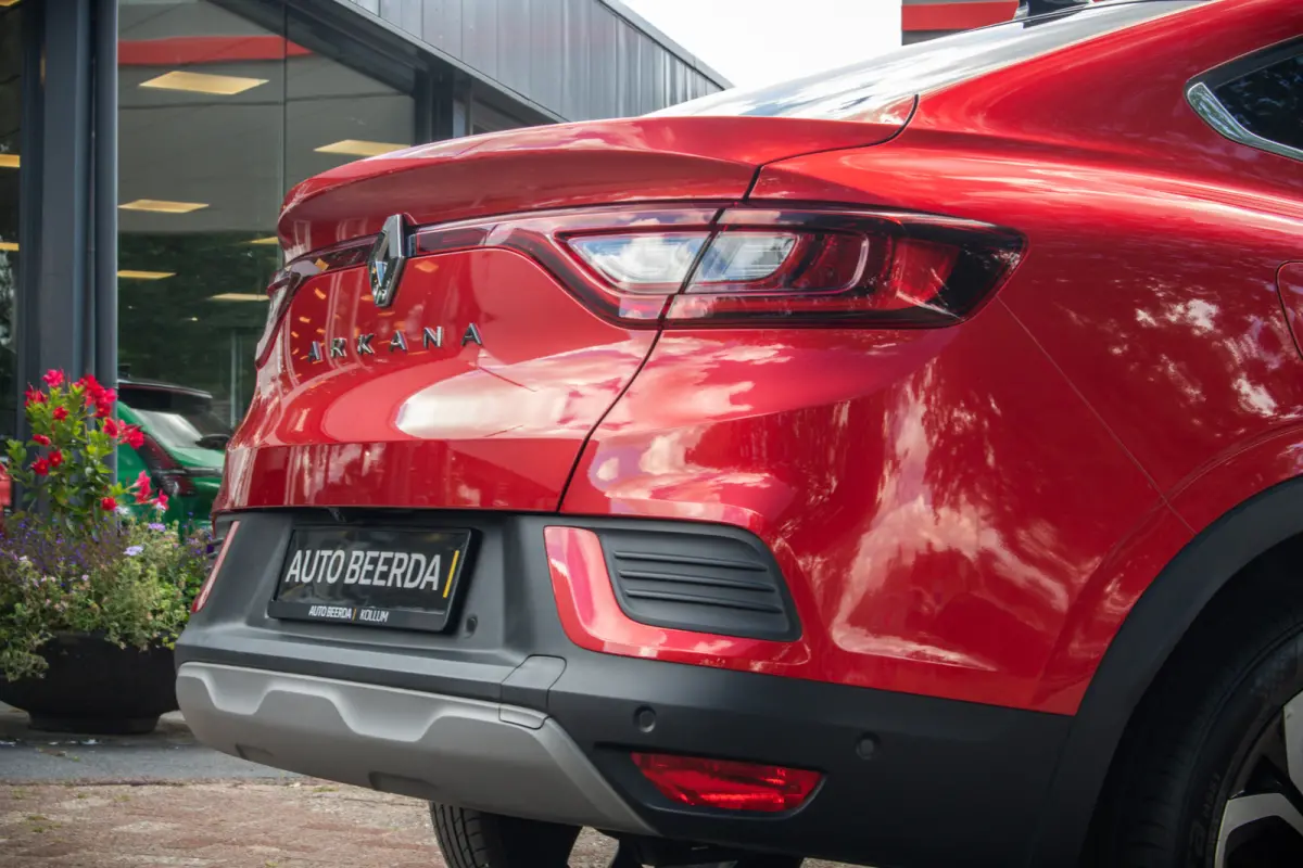 mild hybrid 140 EDC techno | Stoel- en stuurwiel verwarming | Achteruitrijcamera | Adaptieve cruise control |
