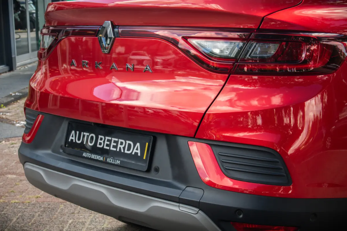 mild hybrid 140 EDC techno | Stoel- en stuurwiel verwarming | Achteruitrijcamera | Adaptieve cruise control |