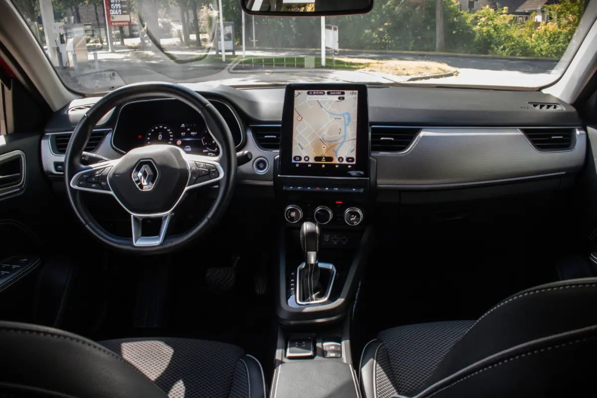 mild hybrid 140 EDC techno | Stoel- en stuurwiel verwarming | Achteruitrijcamera | Adaptieve cruise control |