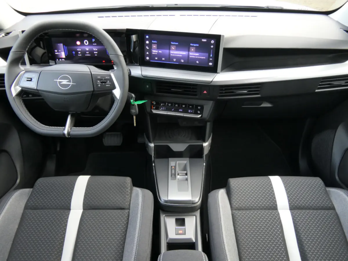 1.2 Turbo 145pk Hybrid GS Automaat | Camera | Apple Carplay | LMV 17''