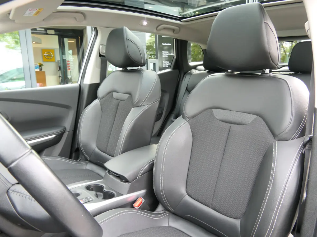 Kadjar TCe 130pk Intens | Panoramadak | Keyless Entry