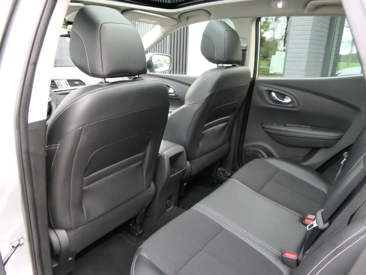 Kadjar TCe 130pk Intens | Panoramadak | Keyless Entry