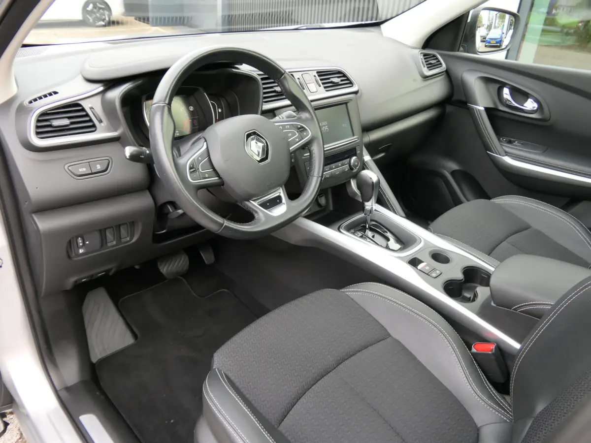 Kadjar TCe 130pk Intens | Panoramadak | Keyless Entry