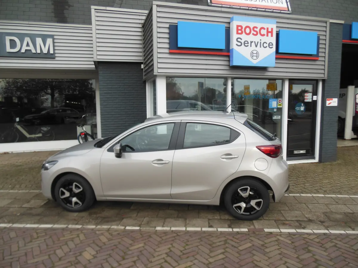 1.5 SkyActiv-G 90 Centre-Line 12 maanden Bovag garantie carplay/android automaat