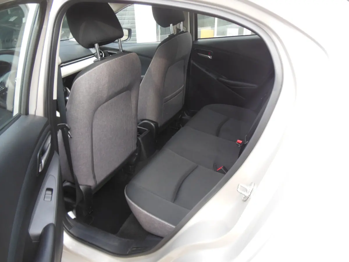 1.5 SkyActiv-G 90 Centre-Line 12 maanden Bovag garantie carplay/android automaat