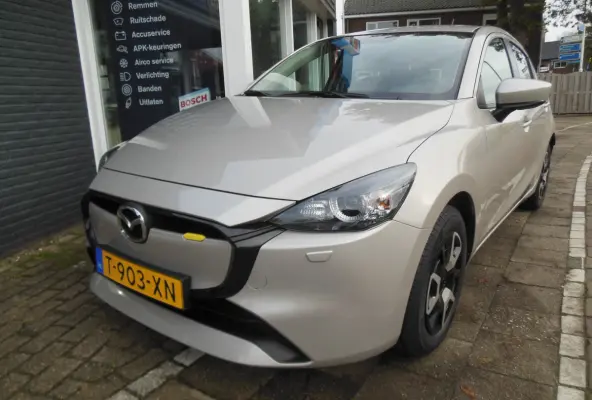 1.5 SkyActiv-G 90 Centre-Line 12 maanden Bovag garantie carplay/android automaat