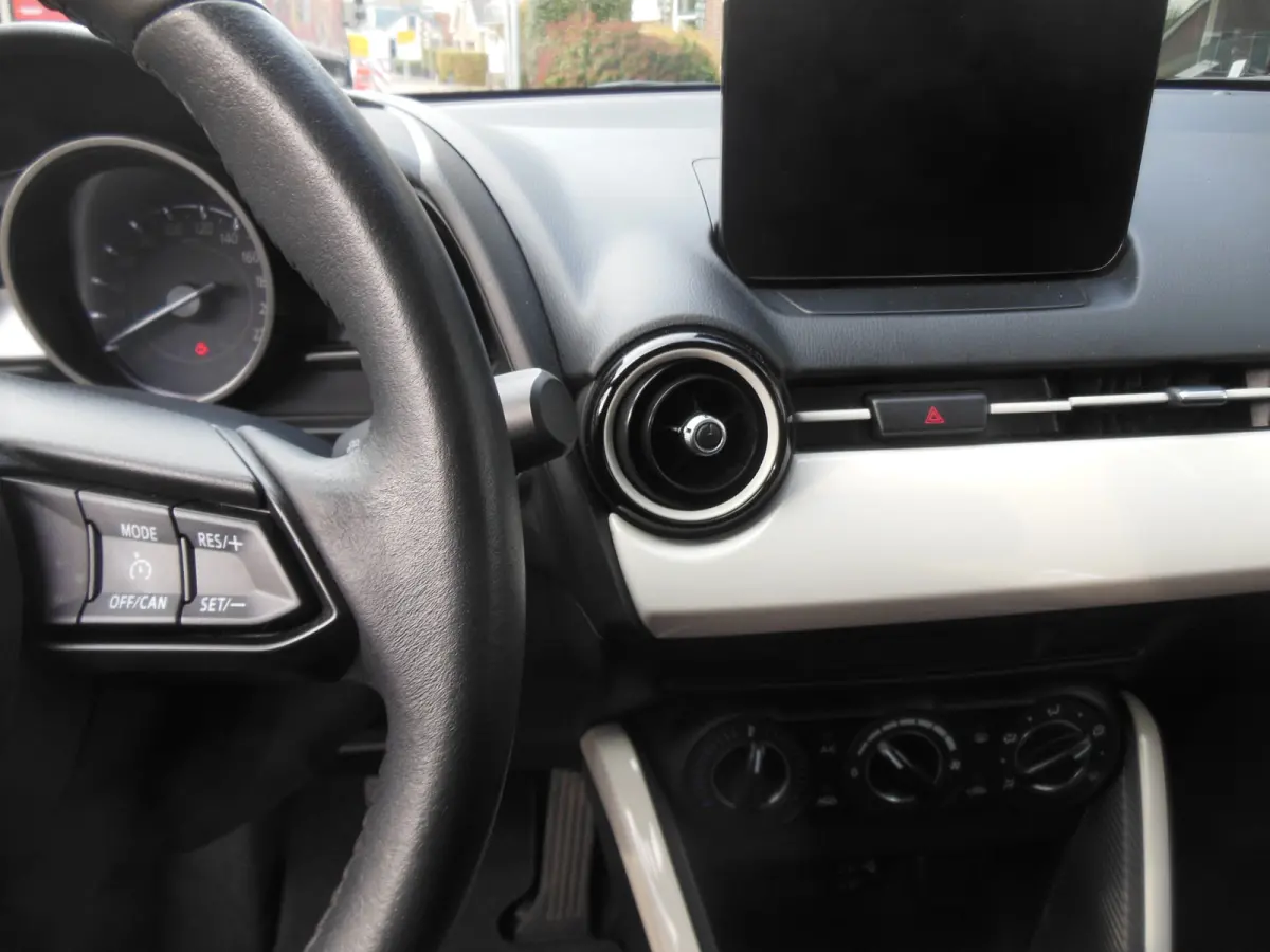 1.5 SkyActiv-G 90 Centre-Line 12 maanden Bovag garantie carplay/android automaat