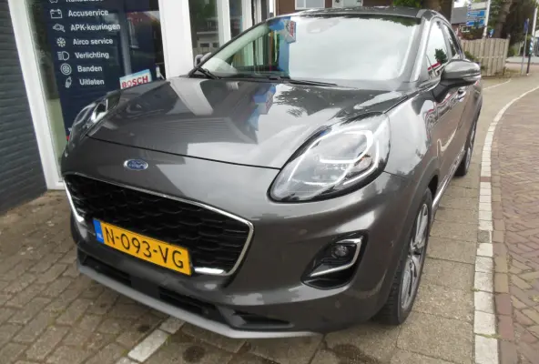 1.0 EcoBoost Titanium 12 maanden Bovag garantie carplay/android