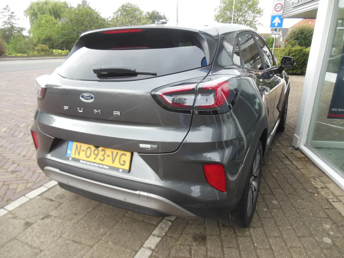 1.0 EcoBoost Titanium 12 maanden Bovag garantie carplay/android