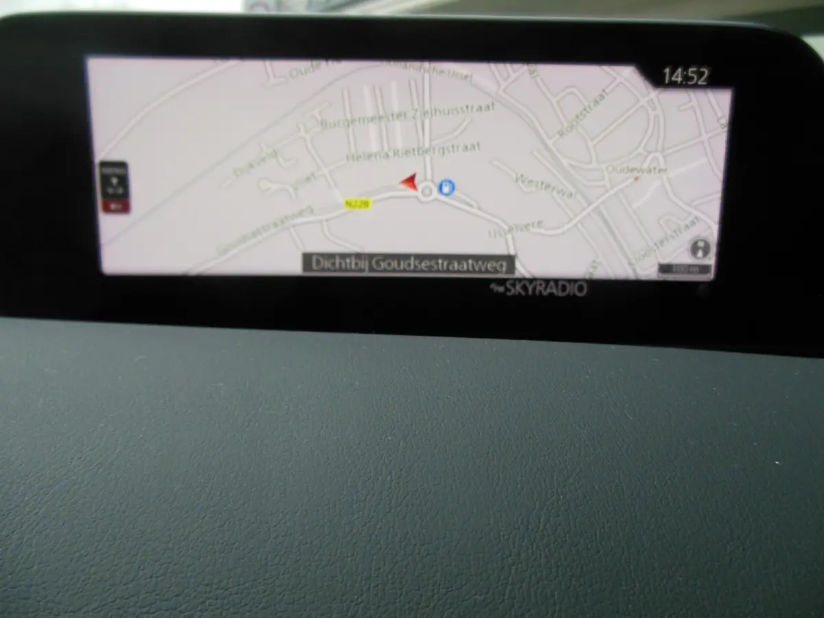 2.0 e-SkyActiv-X M Hybrid 186 Comfort 12 maanden Bovag garantie carplay/android