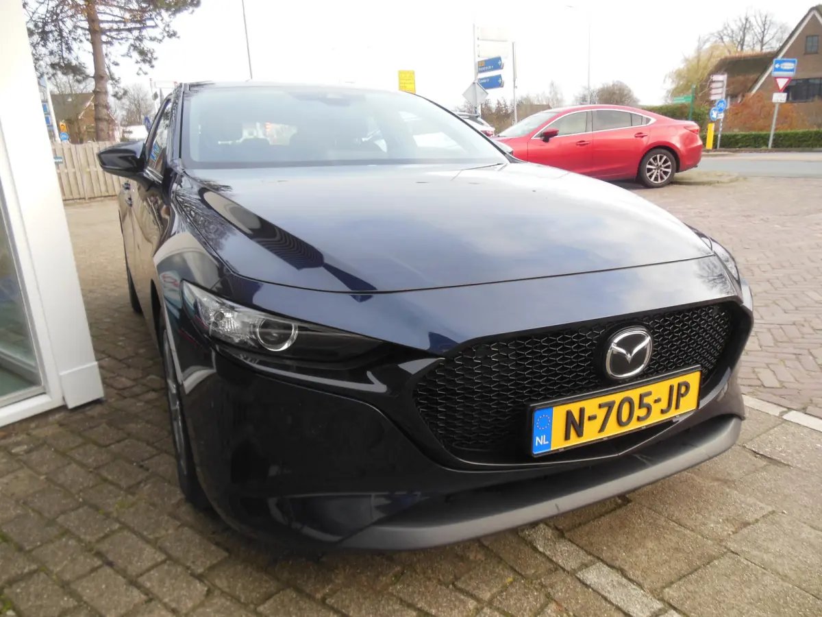 2.0 e-SkyActiv-X M Hybrid 186 Comfort 12 maanden Bovag garantie carplay/android
