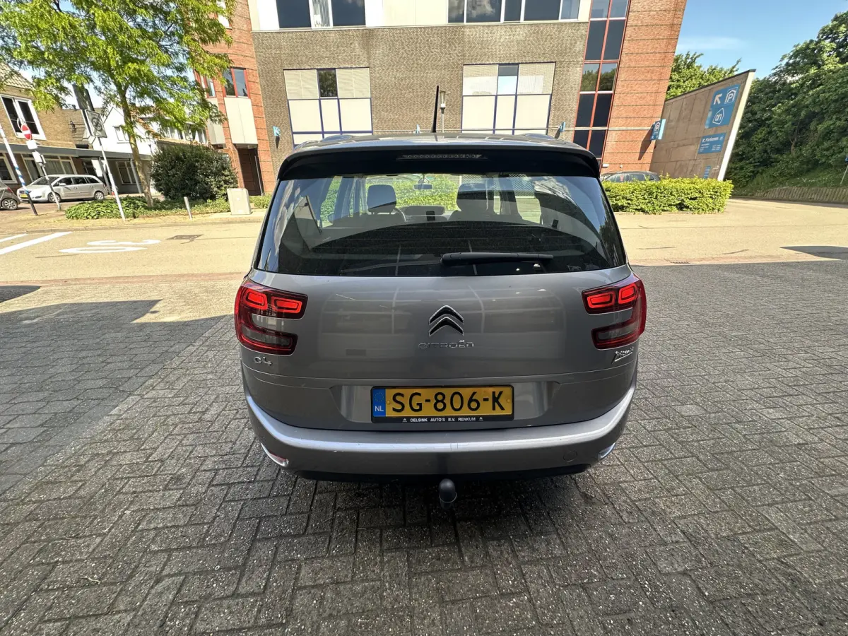 1.2 PureTech Business All-in Prijs Navi/Airco/Cruise/Park sens/Carplay/7Pers Eurorepar