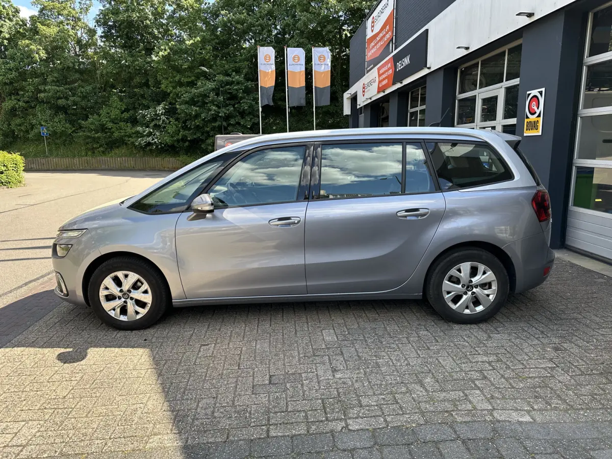 1.2 PureTech Business All-in Prijs Navi/Airco/Cruise/Park sens/Carplay/7Pers Eurorepar