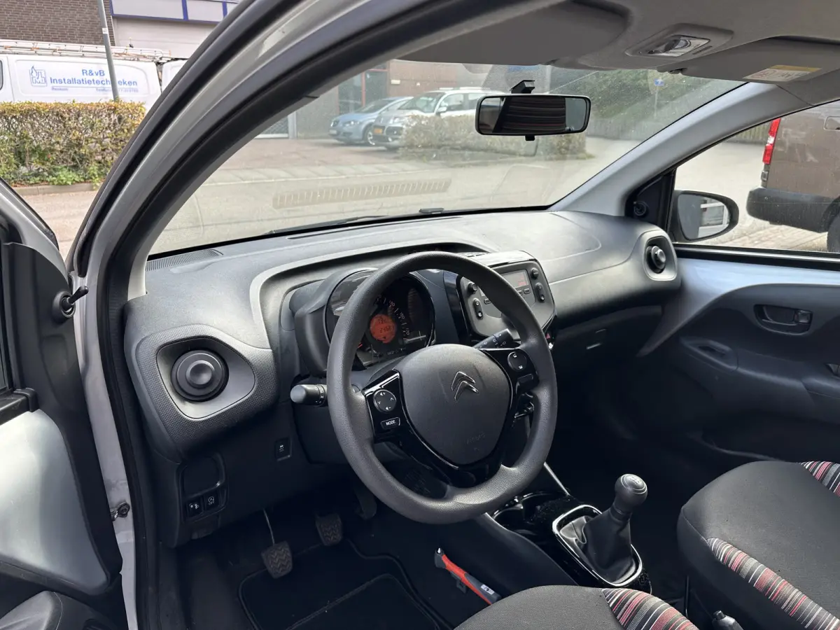 1.0 VTi Feel All-in Prijs Airco/Centrale vergrendeling/Bluetooth Eurorepar