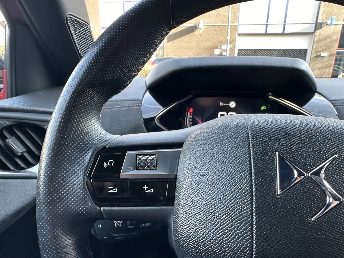 1.2 PureTech Performance Line All-in prijs Airco/Navi/Cruise/Carplay/Park sens voor+achter Eurorepar
