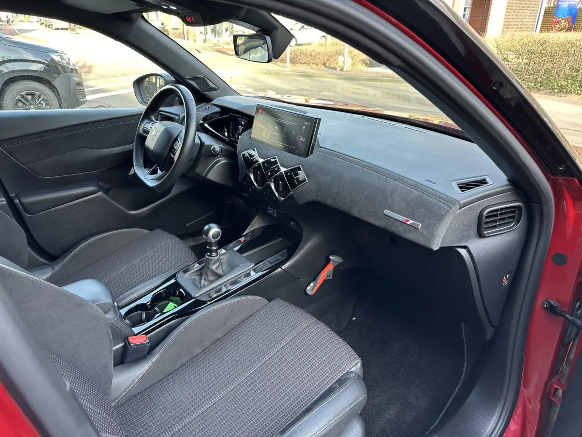 1.2 PureTech Performance Line All-in prijs Airco/Navi/Cruise/Carplay/Park sens voor+achter Eurorepar