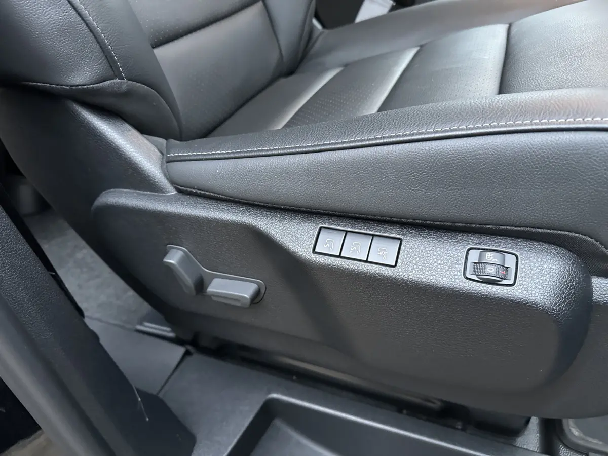 2.0 BlueHDi 145pk L3 DC All-in Prijs INCLUSIEF BPM exclusief BTW/2x Schuifdeur/Leer/Massagestoelen verwarmd voor/Stuurverwarming Eurorepar