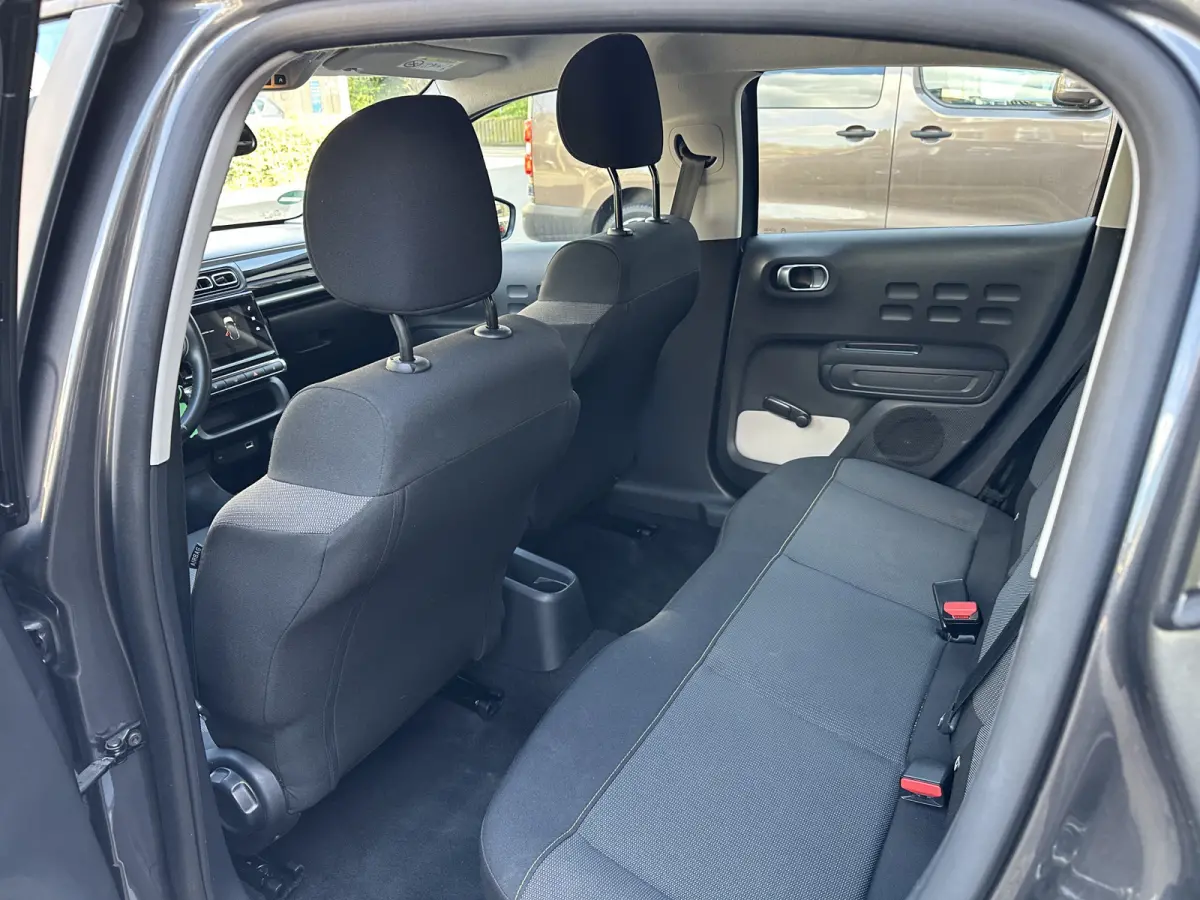 1.2 PureTech Business All-in Prijs Airco/Navi/Carplay/Camera Eurorepar