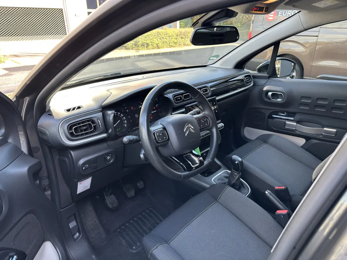 1.2 PureTech Business All-in Prijs Airco/Navi/Carplay/Camera Eurorepar