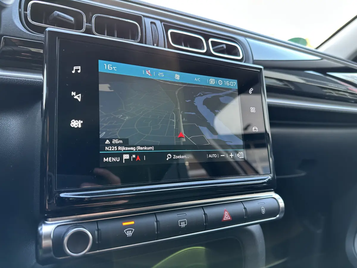 1.2 PureTech Business All-in Prijs Airco/Navi/Carplay/Camera Eurorepar
