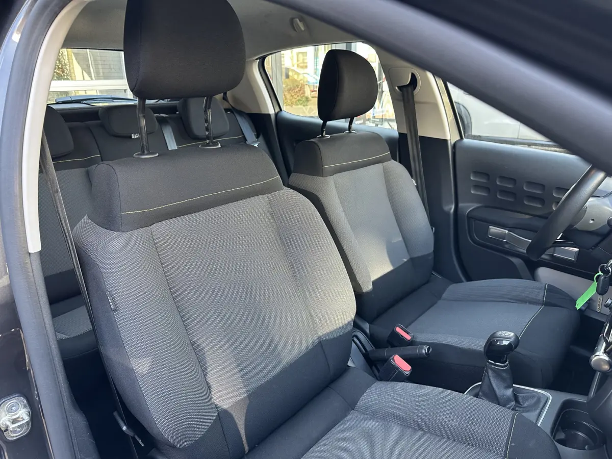 1.2 PureTech Business All-in Prijs Airco/Navi/Carplay/Camera Eurorepar