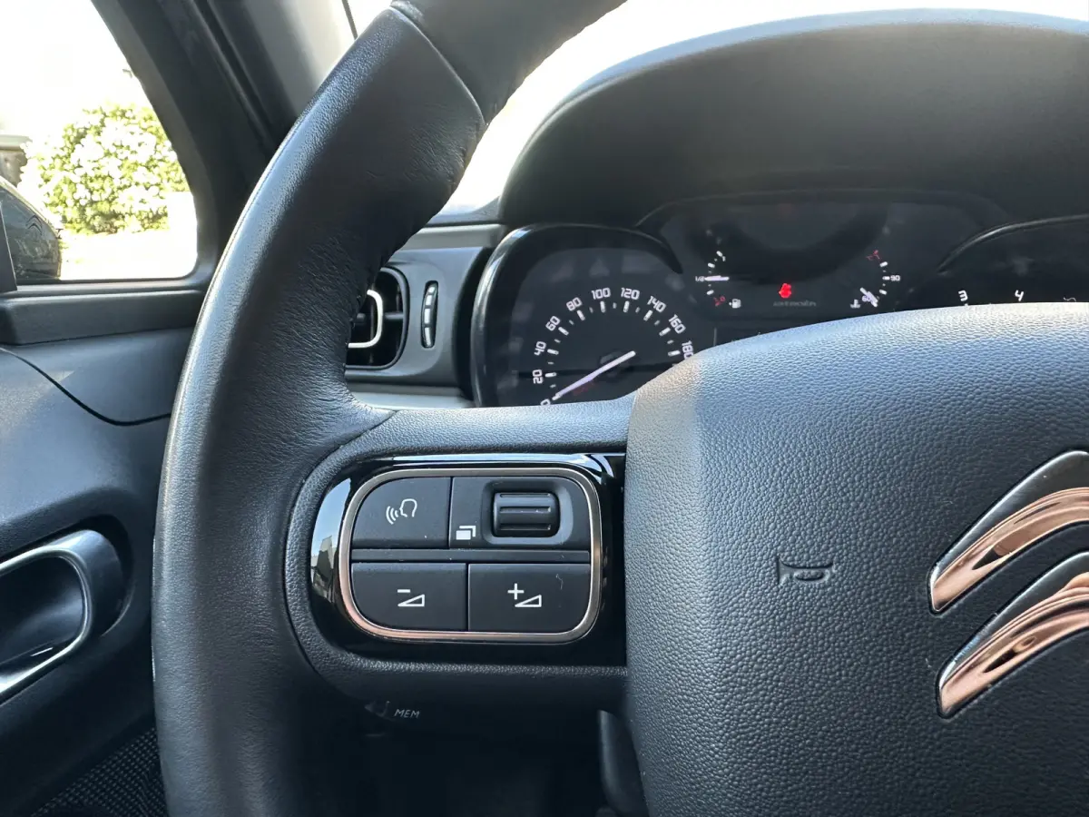 1.2 PureTech Business All-in Prijs Airco/Navi/Carplay/Camera Eurorepar
