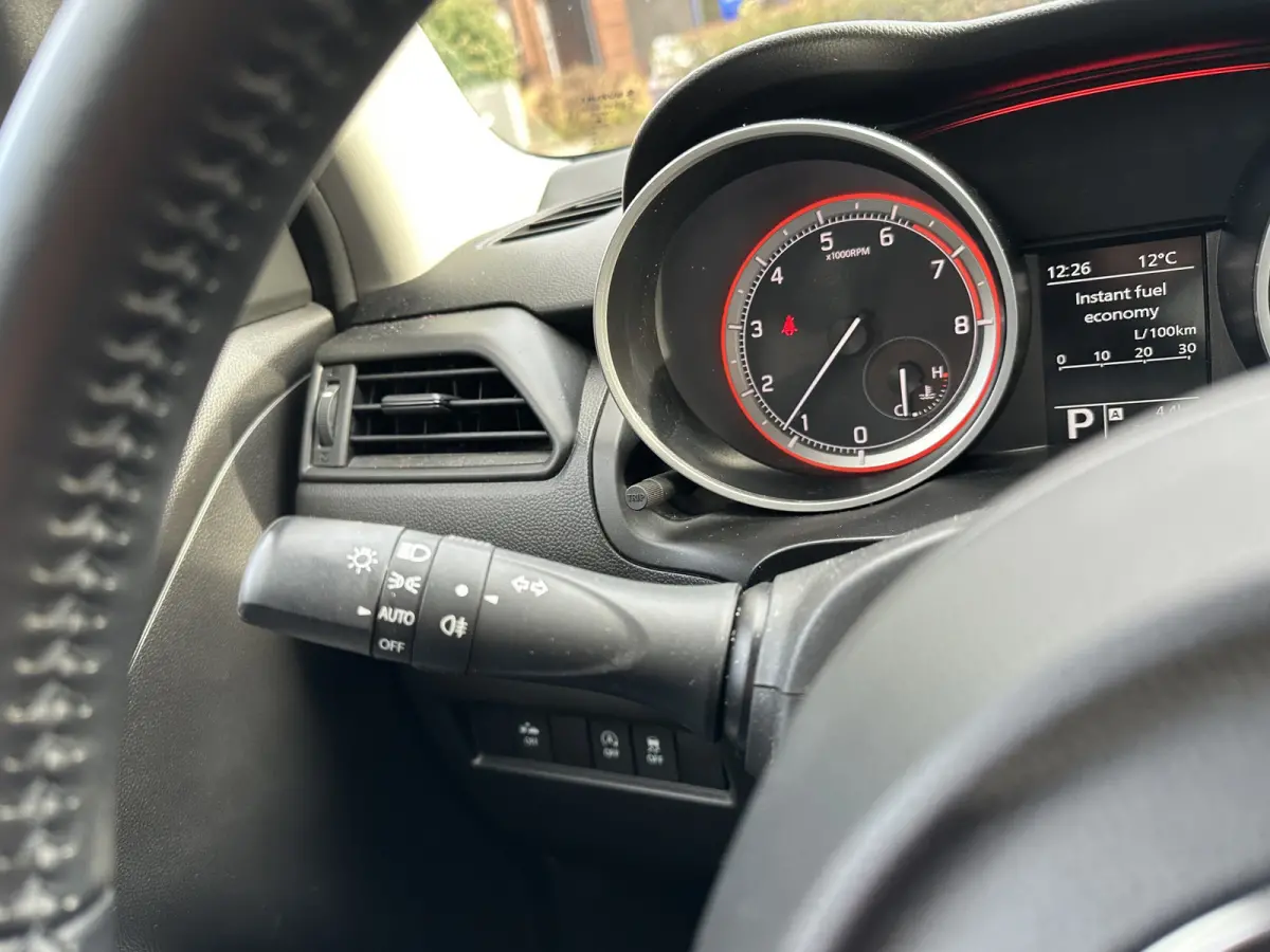 1.2 Select Smart Hybrid Automaat All-in Prijs Airco/Cruise/5 Deurs/Stoelverwarming Eurorepar