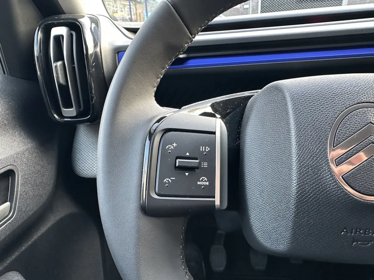 1.2 Turbo 100pk Plus All-in Prijs Apple Carplay/Android Auto/Airco/Cruise Eurorepar