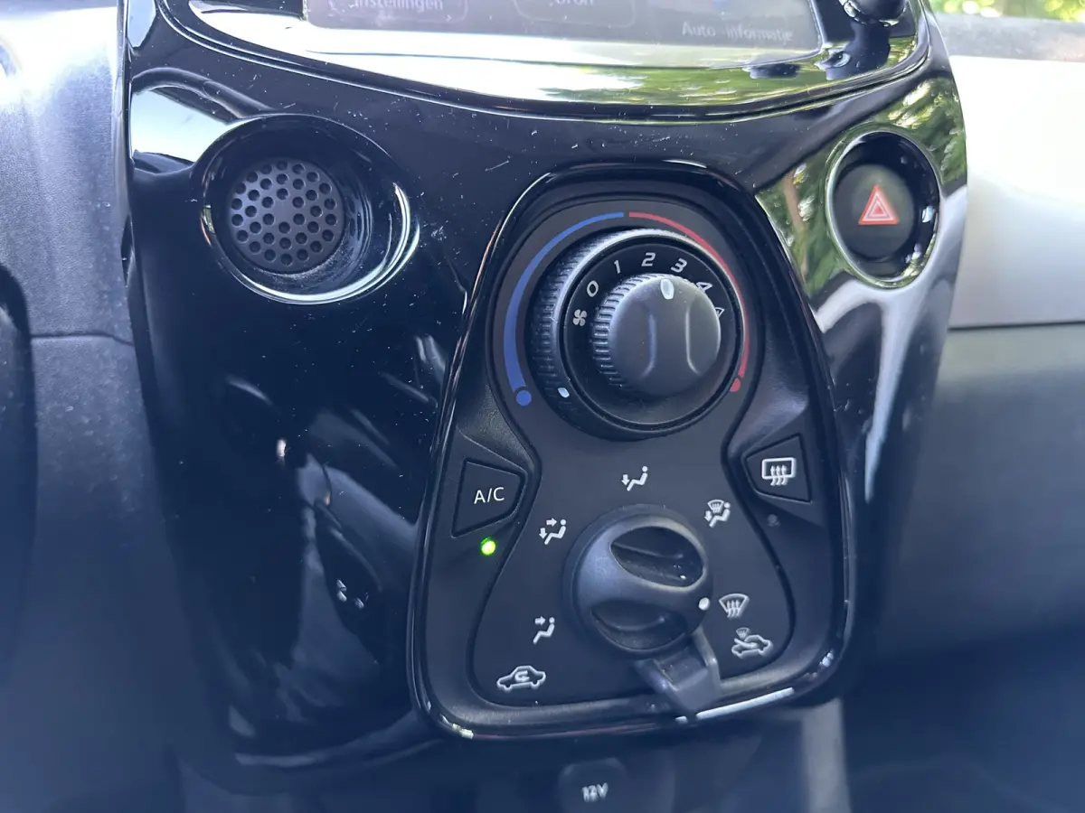 1.2 Puretech Allure TOP! All-in Prijs Airco/Navi/Carplay/Camera Eurorepar