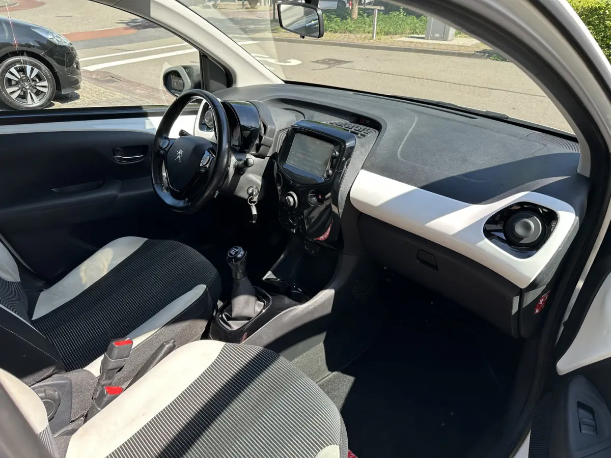 1.2 Puretech Allure TOP! All-in Prijs Airco/Navi/Carplay/Camera Eurorepar