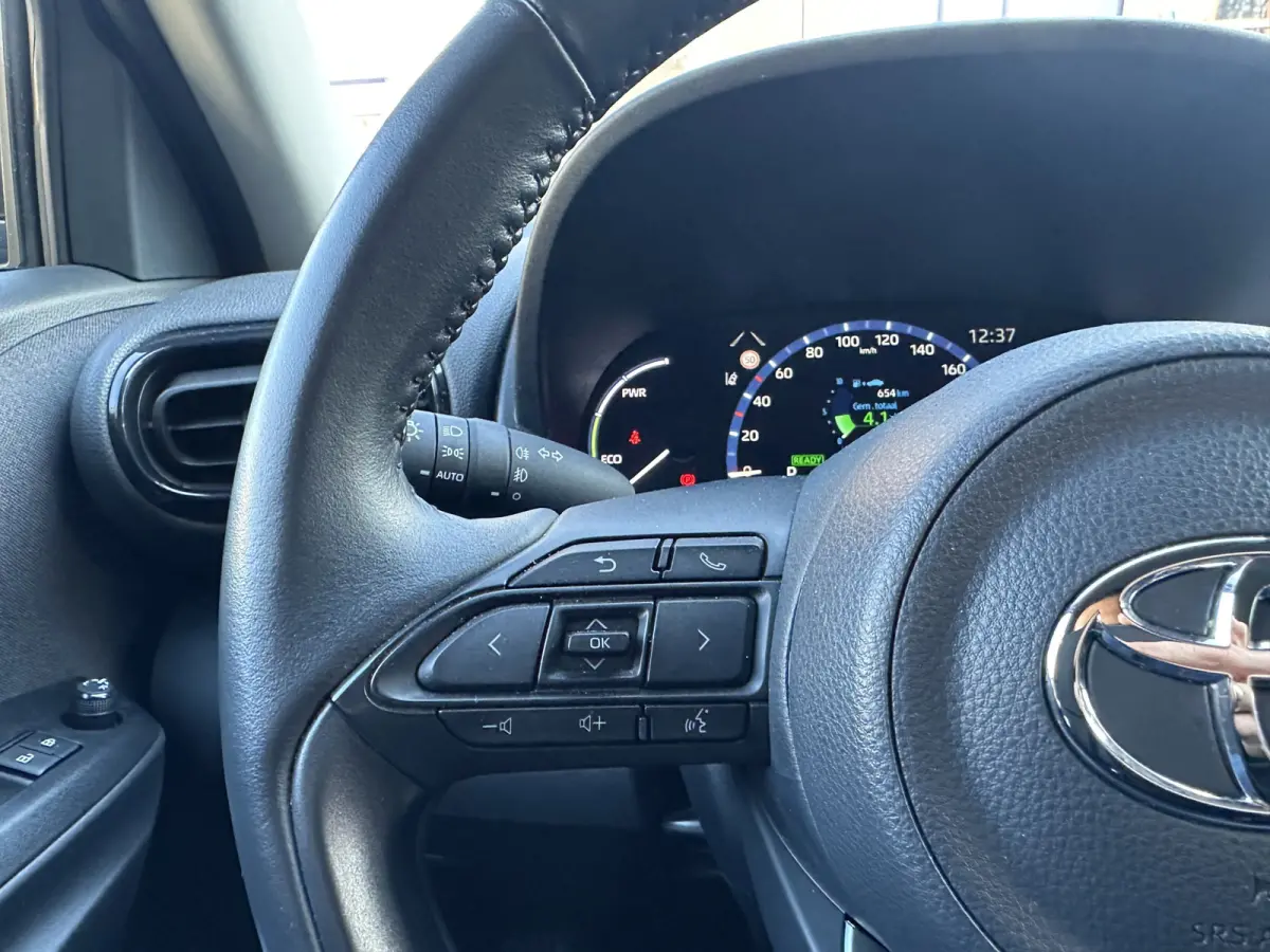 1.5 Hybrid Active Automaat All-in Prijs Airco/Cruise/Camera/Navi/Carplay Eurorepar