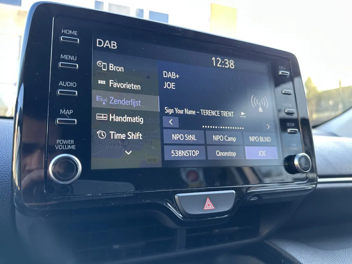 1.5 Hybrid Active Automaat All-in Prijs Airco/Cruise/Camera/Navi/Carplay Eurorepar