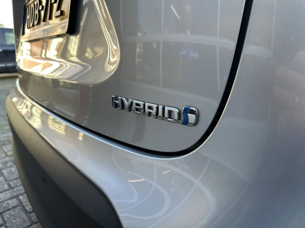 1.5 Hybrid Active Automaat All-in Prijs Airco/Cruise/Camera/Navi/Carplay Eurorepar