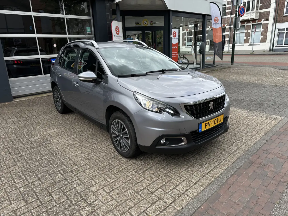 1.2 PureTech Blue Lion Automaat All-in Prijs Airco/Cruise/Navi/Carplay/Android auto/Parkeer sens a Eurorepar