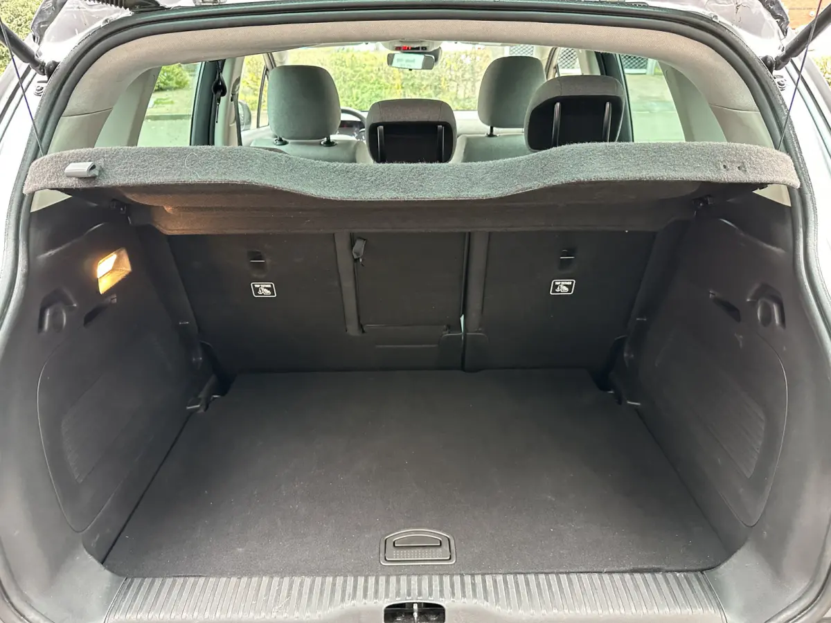 1.2 PureTech Automaat 130pk Max All-in Prijs Cruise/Navi/Parkeersens v/Stoelverwarming/Airco Eurorepar