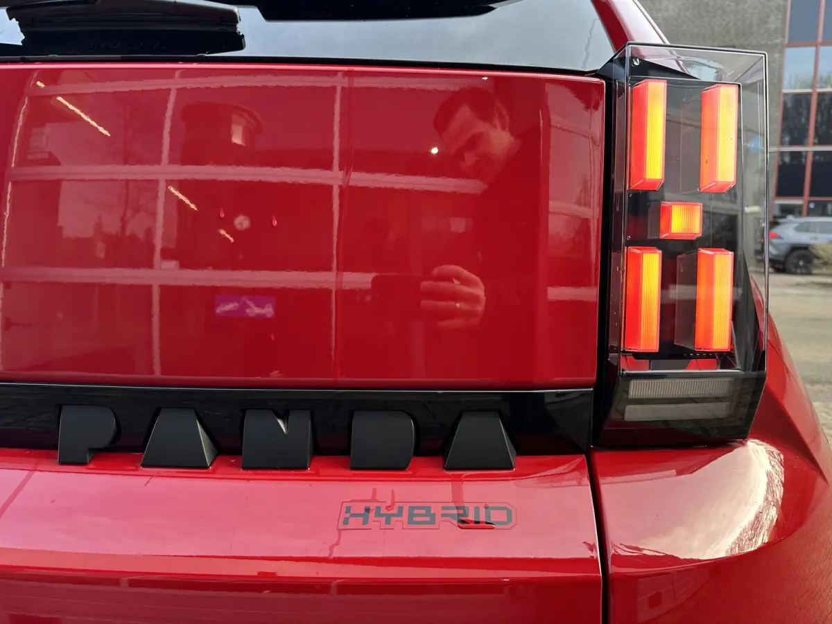 1.2 Hybrid ICON Andriod/Apple/Airco/Parkeerhulp/Pack Style Eurorepar