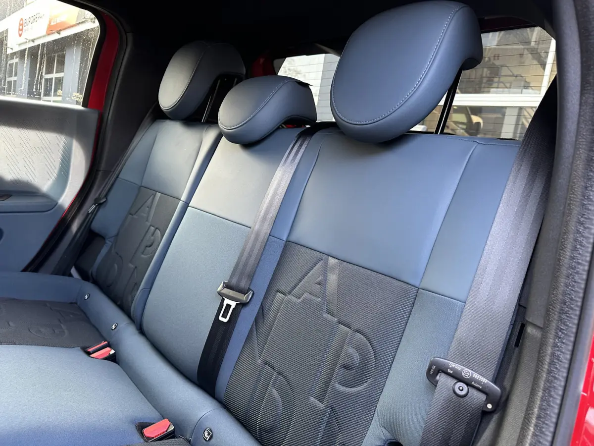 1.2 Hybrid ICON Andriod/Apple/Airco/Parkeerhulp/Pack Style Eurorepar