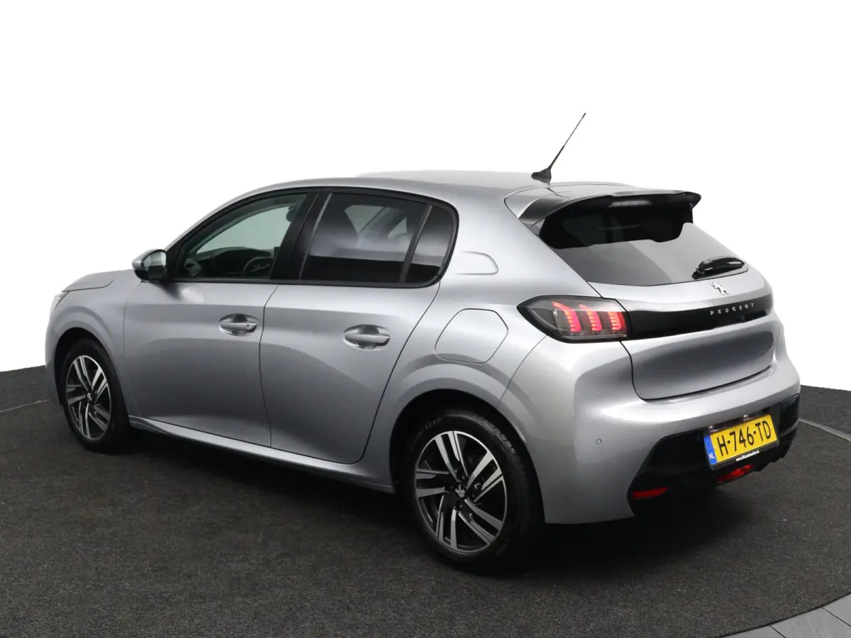1.2 Allure*AUTOM*CARPLAY*ACC*LANE-ASS*NAVI*CAMERA*
