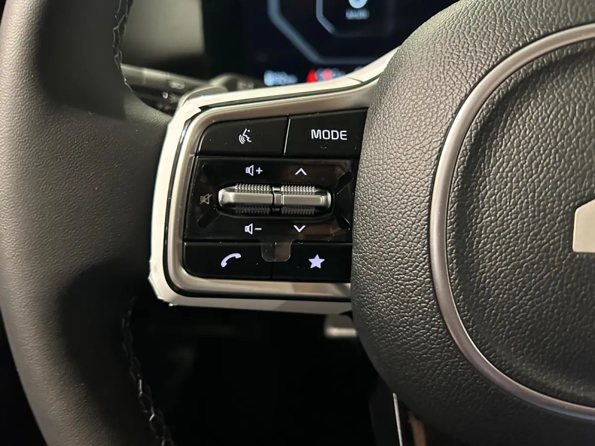 1.6 T-GDi Plug-in Hybrid 4WD DynamicPlusLine 7p | Glazen schuif-/kanteldak | BOSE premium geluidsinstallatie | Stoel- en stuurverwarming | NU €3000 inruilpremie!