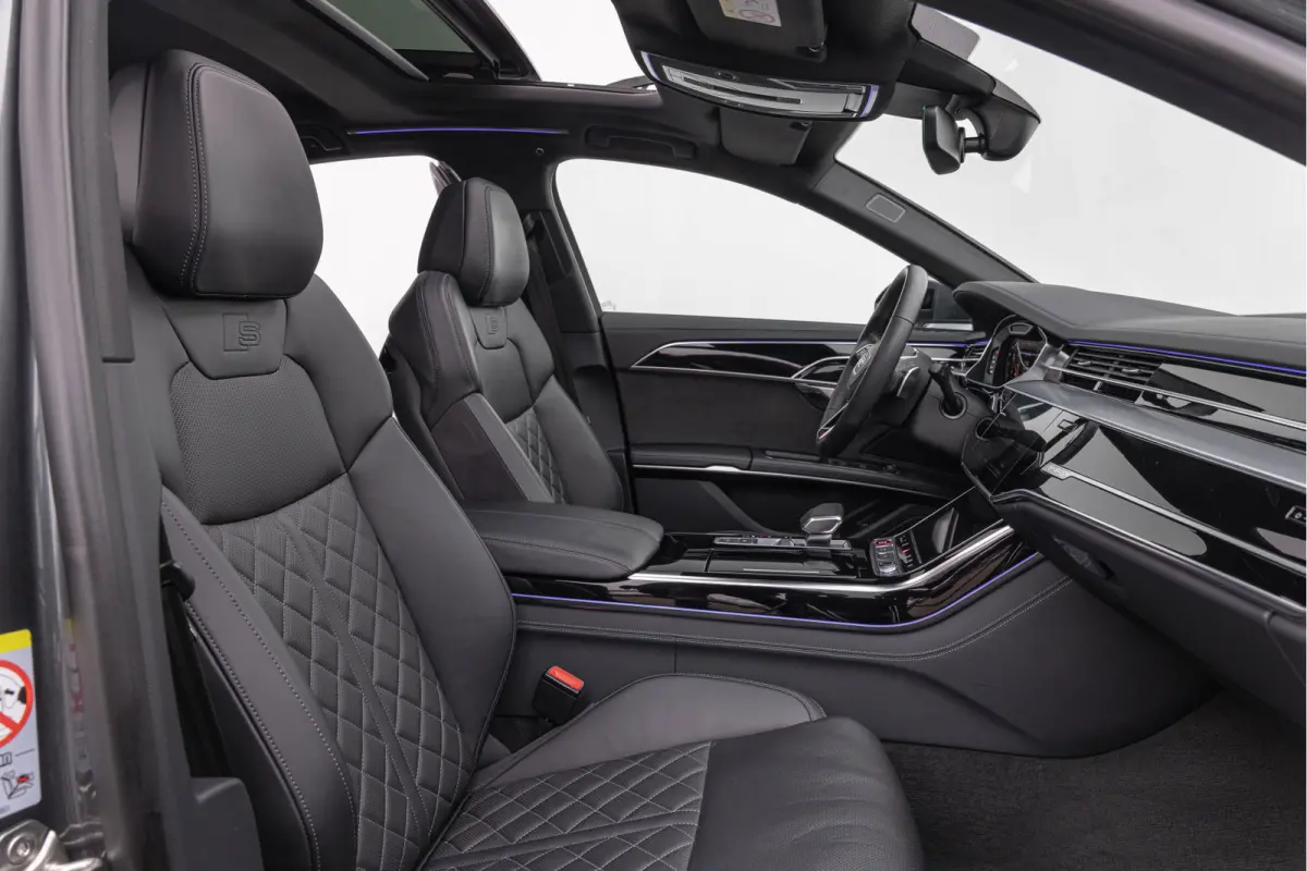 4.0 TFSI 571pk Quattro Pano B&O Standkachel 4-wielsturing HuD