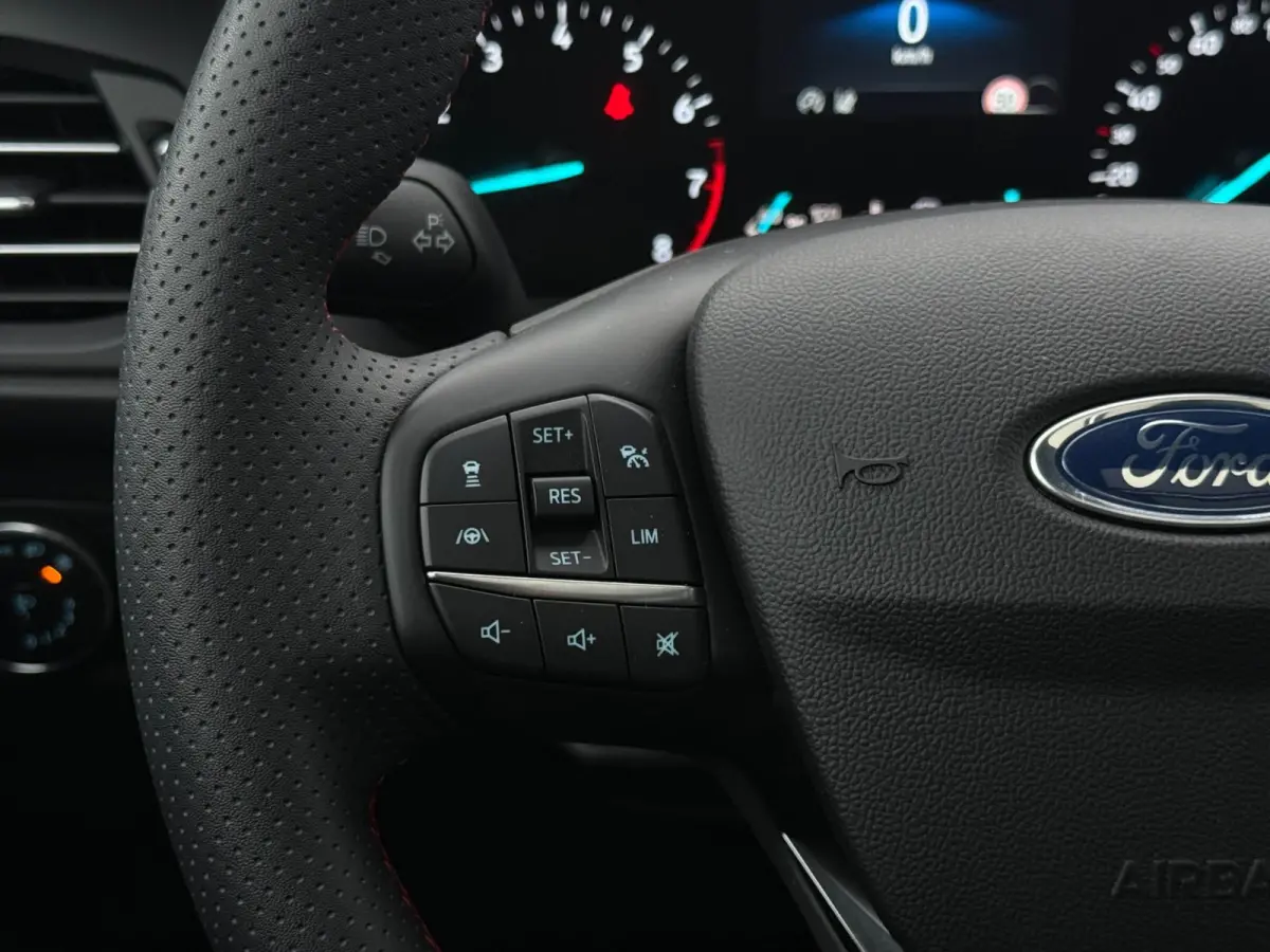 1.0 EcoBoost Hybrid ST Line X | PANO | 155PK | Camera | Blind Spot | Stuur/stoel verw.
