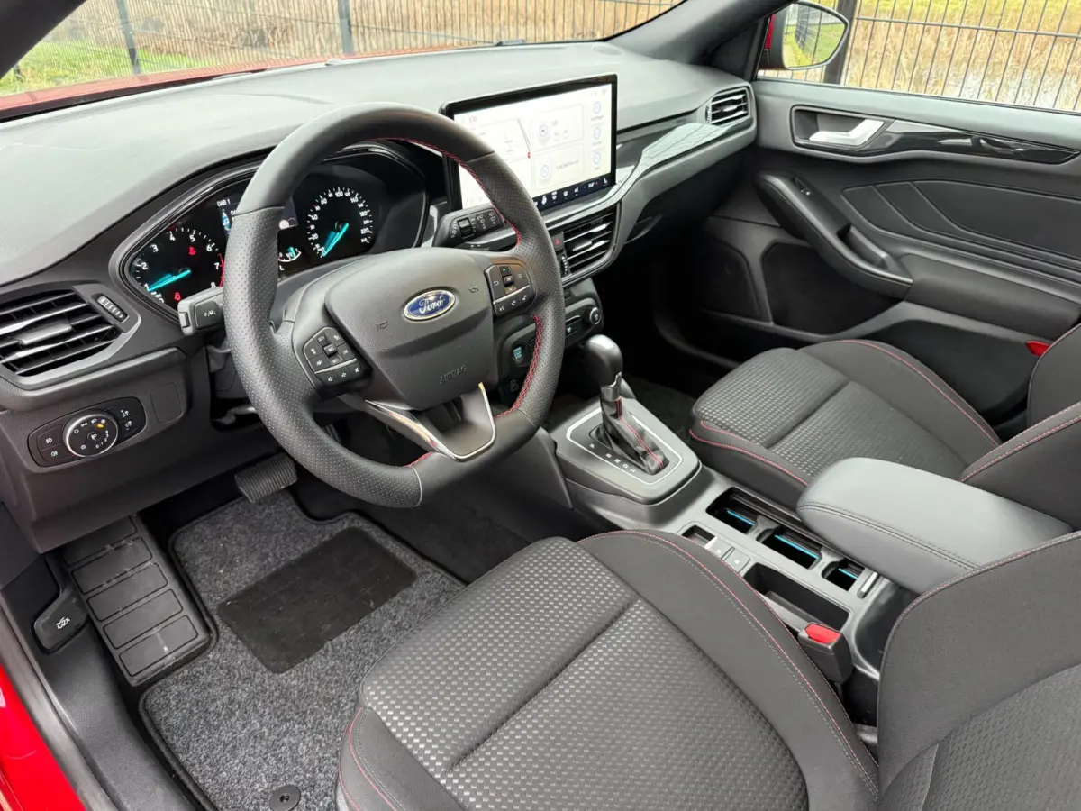 1.0 EcoBoost Hybrid ST Line X | PANO | 155PK | Camera | Blind Spot | Stuur/stoel verw.