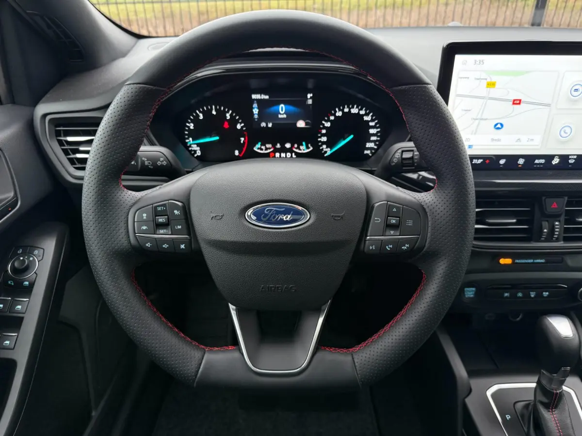1.0 EcoBoost Hybrid ST Line X | PANO | 155PK | Camera | Blind Spot | Stuur/stoel verw.