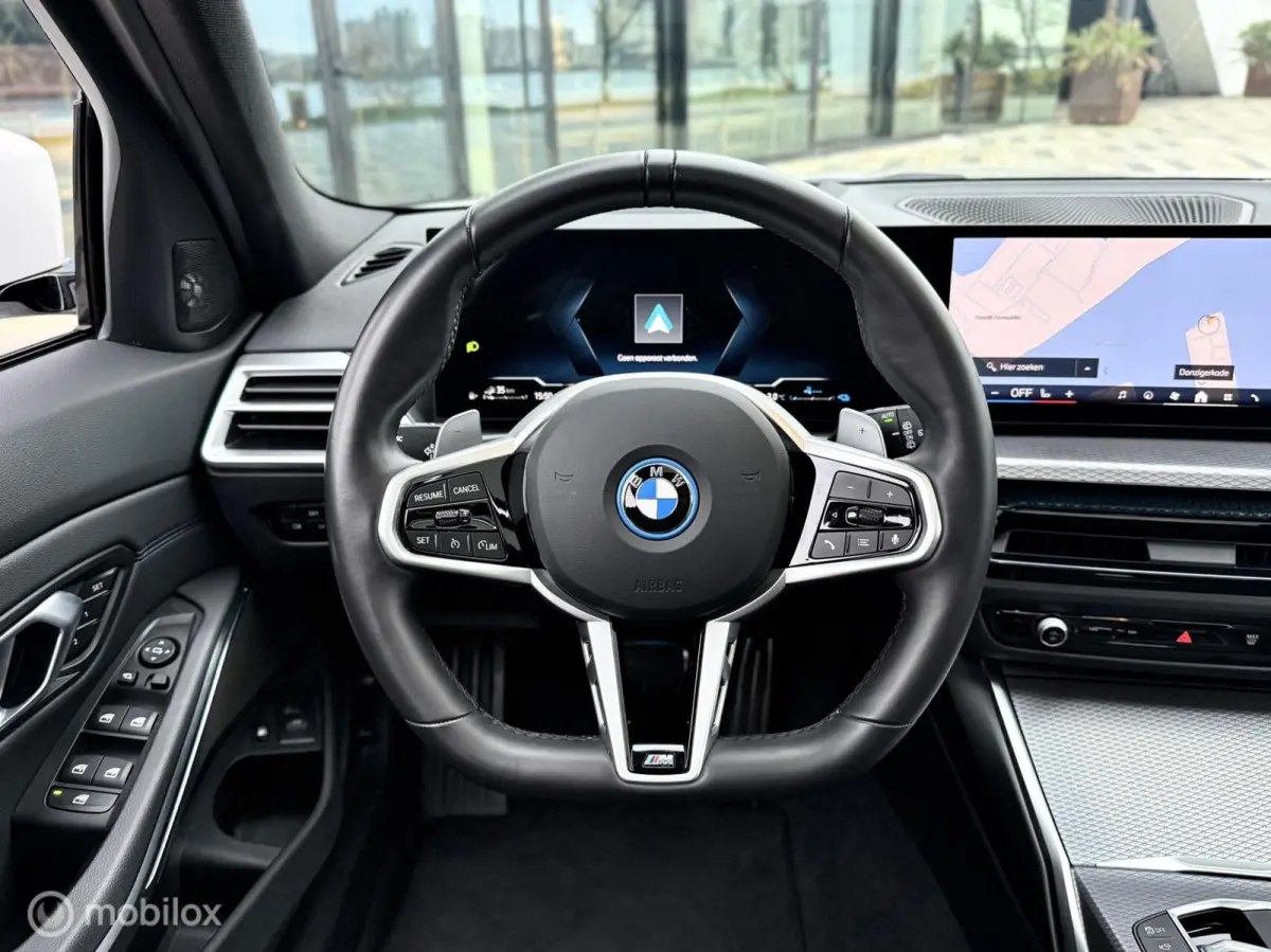 330e xDrive M Sport Pro |Kuipstoel|Pano|H&K
