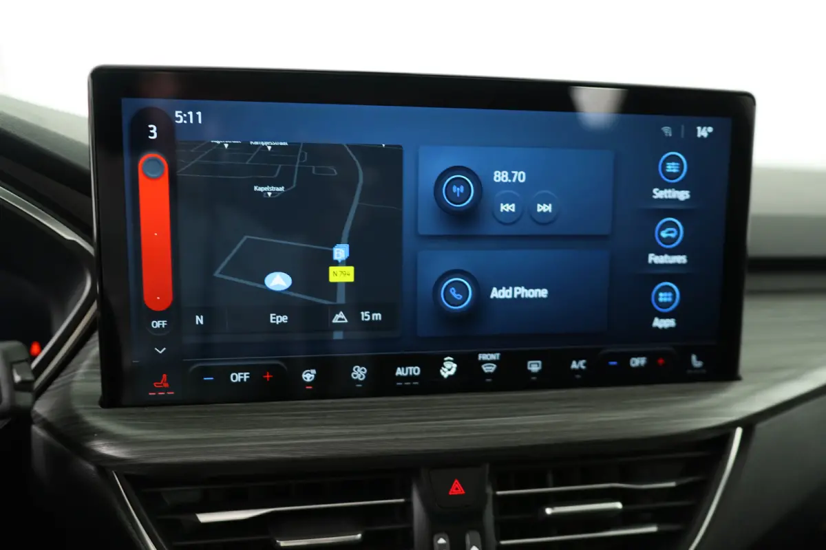 Plug-In Hybrid Active X | Black Pack | Elek. Trekhaak | Elek. Panoramadak | Winter Pack | Matrix Ford Led |