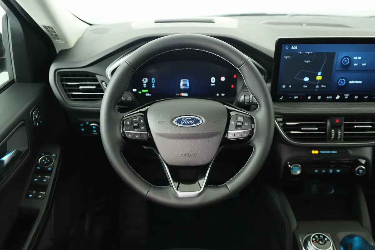 Plug-In Hybrid Active X | Black Pack | Elek. Trekhaak | Elek. Panoramadak | Winter Pack | Matrix Ford Led |