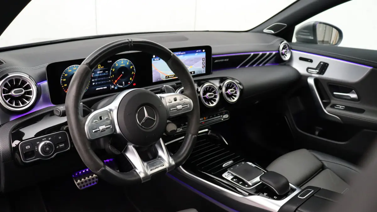 AMG 45 S 4MATIC+ | AMG Drivers Package | Burmester | Panoramadak | Trekhaak |