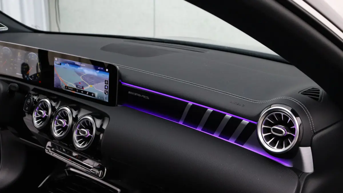 AMG 45 S 4MATIC+ | AMG Drivers Package | Burmester | Panoramadak | Trekhaak |