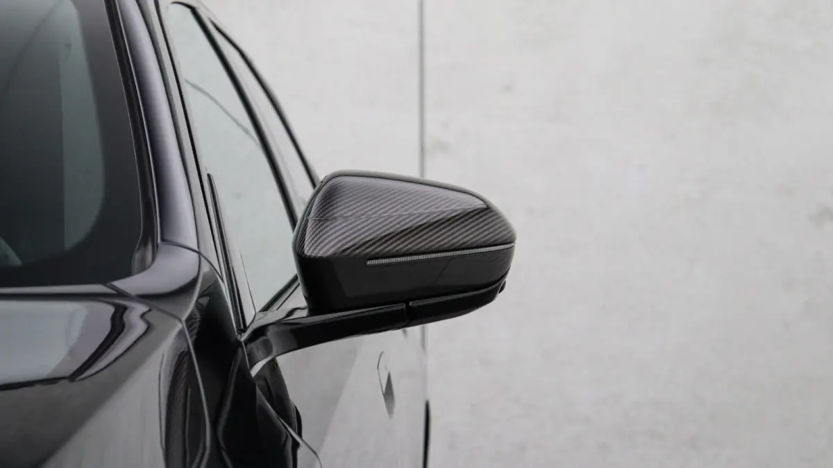 530e xDrive M-Sport Pro | Stoelventilatie | Bowers & Wilkins | M Carbon exterieur | Onderstel Professional | Head-up | Panoramadak | Trekhaak