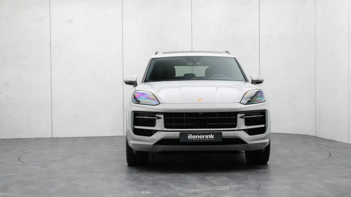 3.0 E-Hybrid SportDesign | Panoramadak | BOSE Sound | Soft-Close | Bijrijdersdisplay | Trekhaak